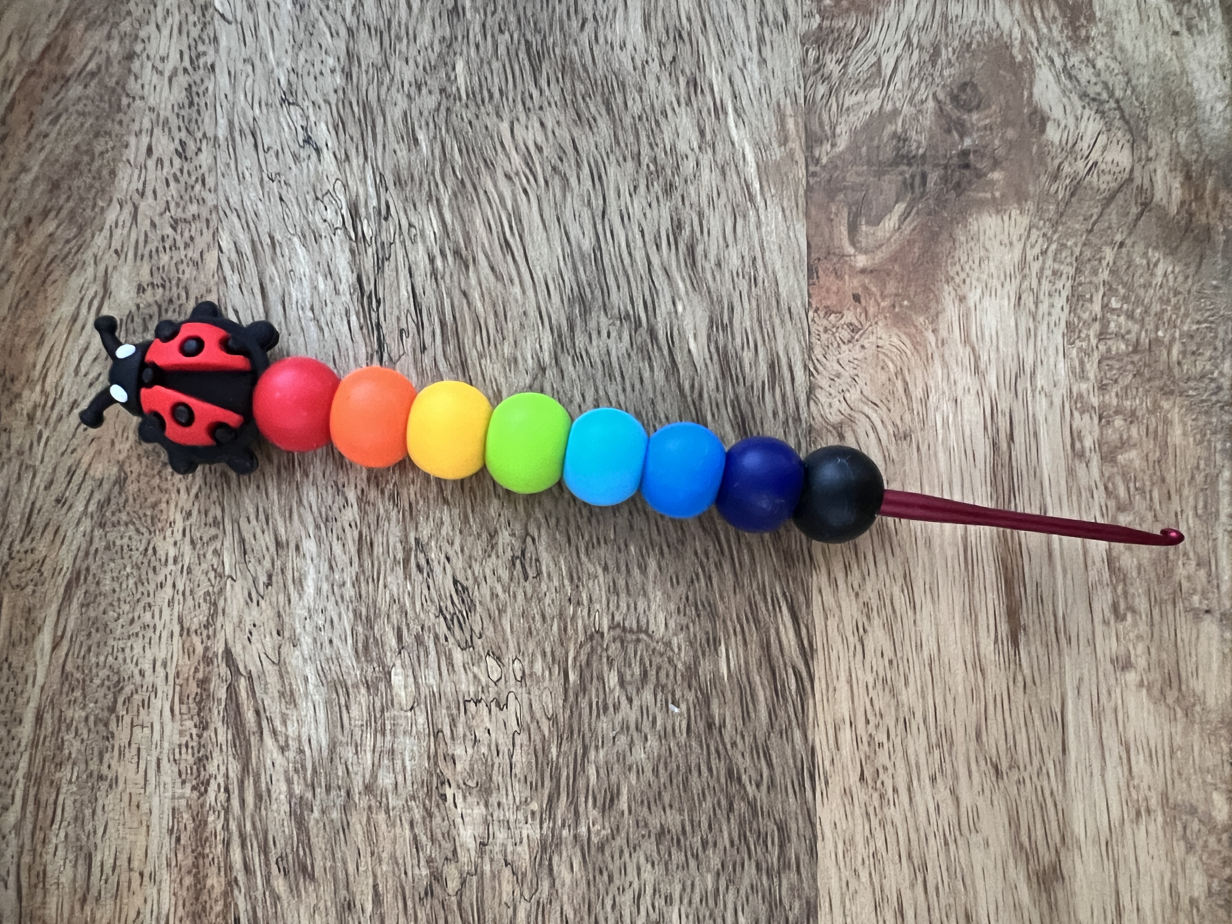 Designový háček 2mm