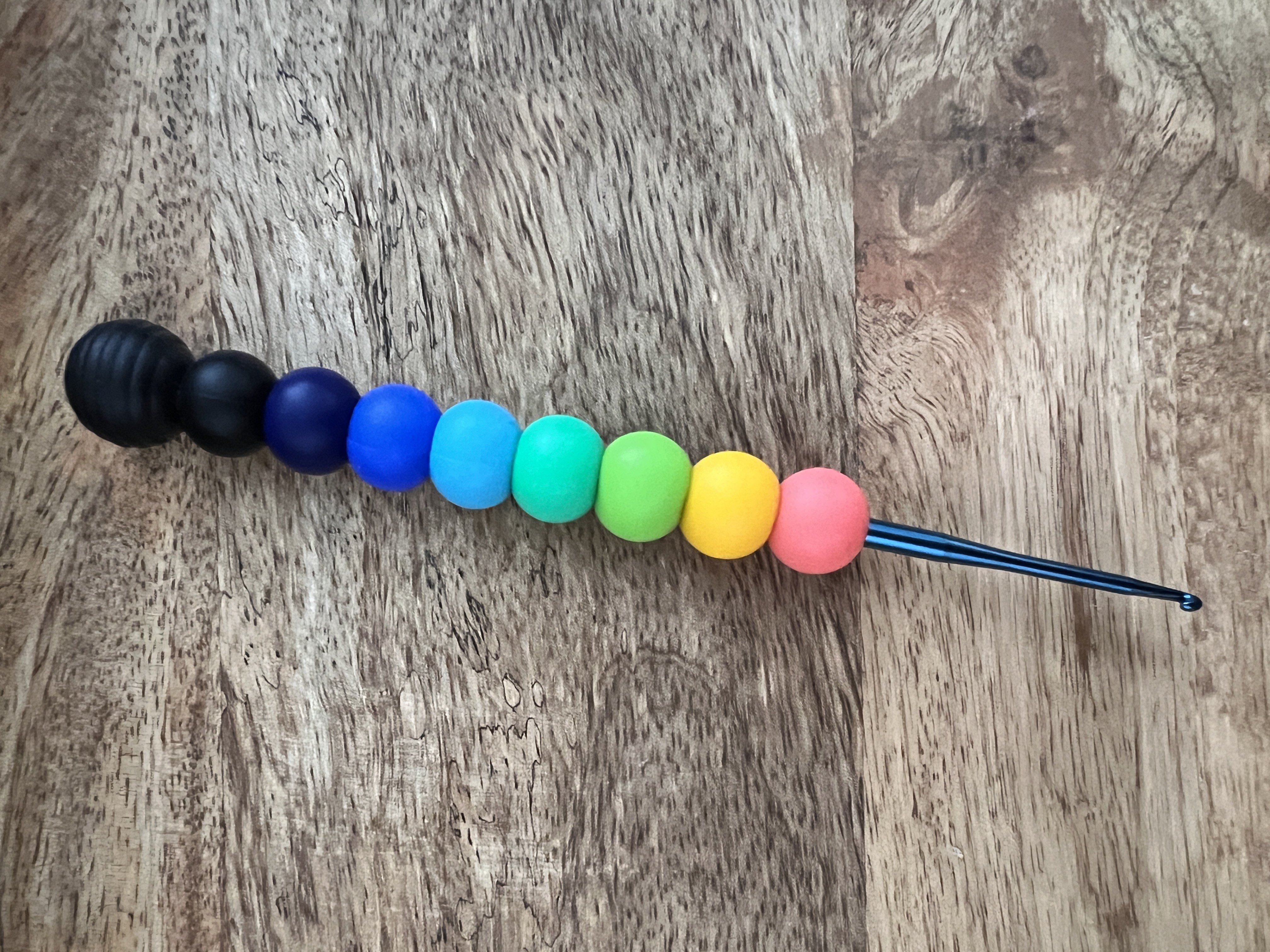 Designový háček 2mm