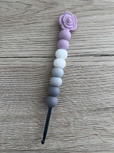 Designový háček 3,5mm